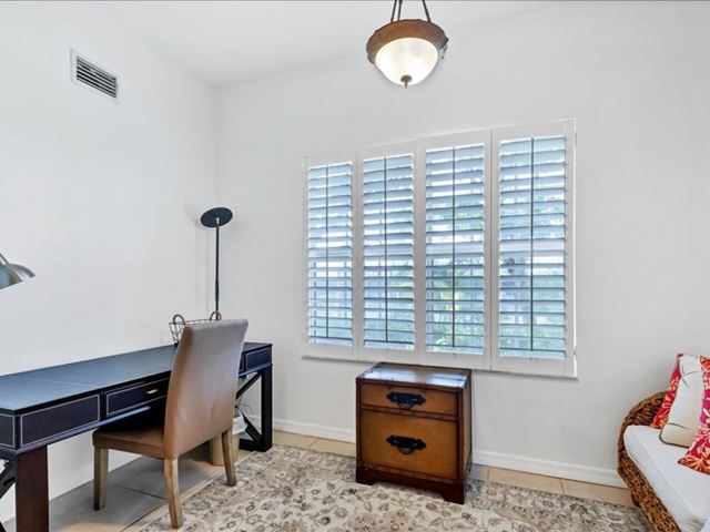 Office - Den - Condo for rent at 3706 54th Drive West, P103, Bradenton, FL 34210 - MLS Number is 370654TH103