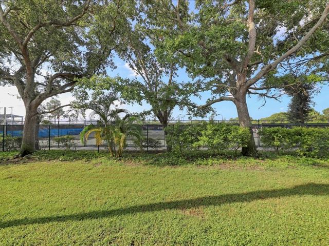 Building Exterior - Condo for rent at 3706 54th Drive West, P103, Bradenton, FL 34210 - MLS Number is 370654TH103