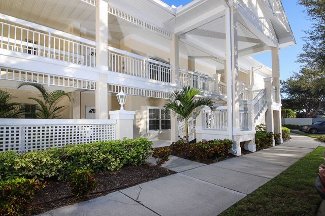 3605 54th Dr W Unit L103, Bradenton, FL 34210